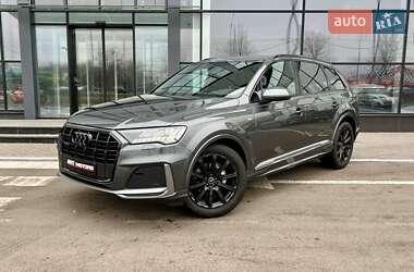 Позашляховик / Кросовер Audi Q7 2023 в Києві