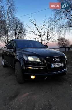 Внедорожник / Кроссовер Audi Q7 2008 в 