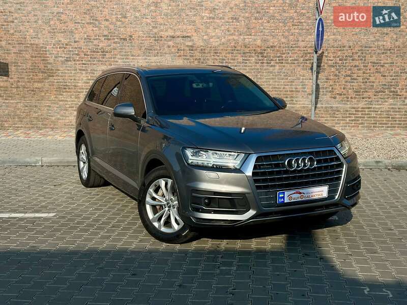 Позашляховик / Кросовер Audi Q7 2015 в Одесі