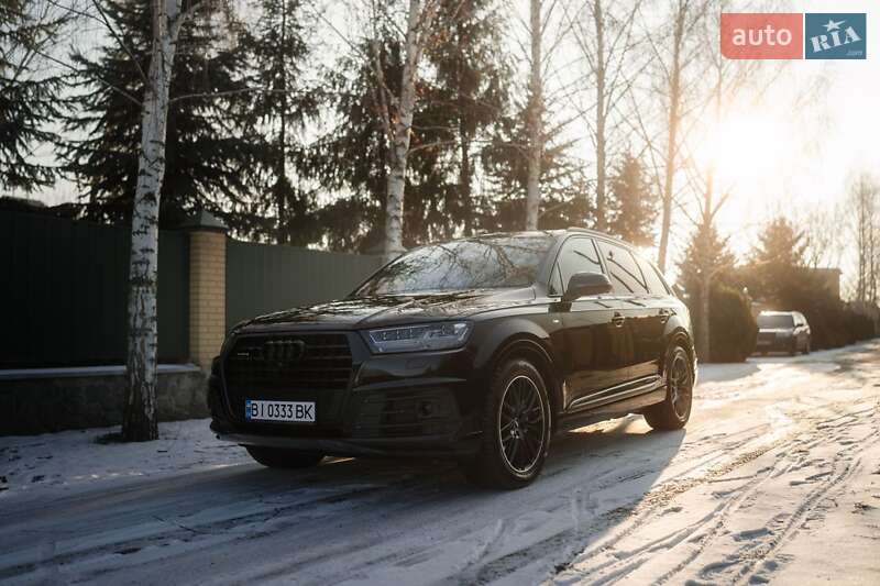Позашляховик / Кросовер Audi Q7 2018 в Полтаві