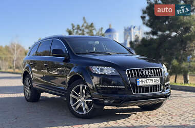 Позашляховик / Кросовер Audi Q7 2011 в Ізмаїлі