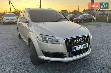 Позашляховик / Кросовер Audi Q7 2007 в Рівному