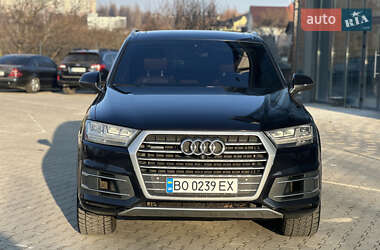 Позашляховик / Кросовер Audi Q7 2016 в Рівному