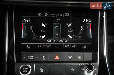 Внедорожник / Кроссовер Audi Q7 2022 в 