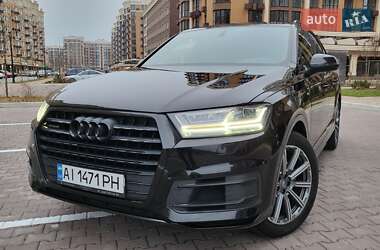 Внедорожник / Кроссовер Audi Q7 2016 в Софиевской Борщаговке