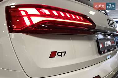 Внедорожник / Кроссовер Audi Q7 2024 в 