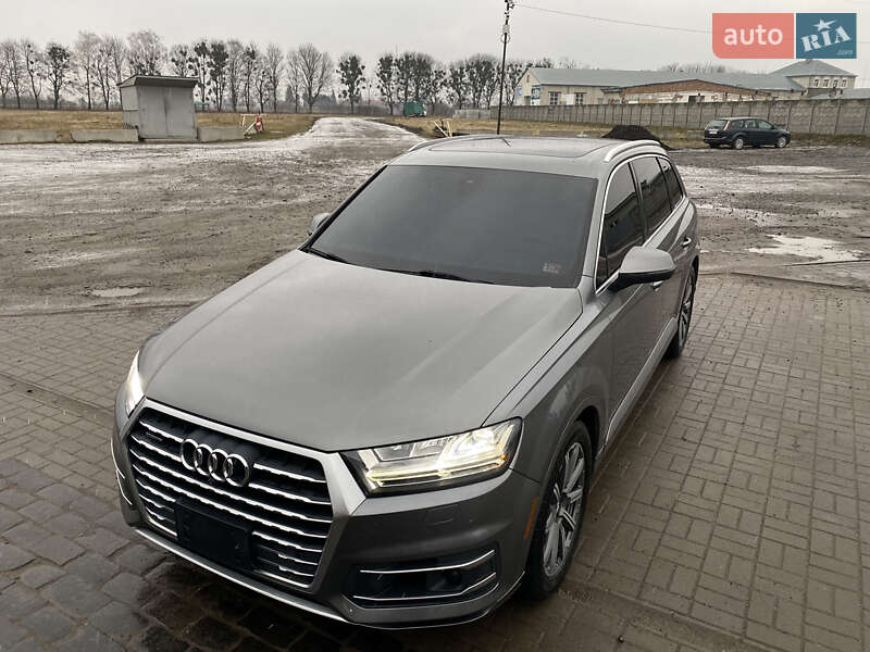 Внедорожник / Кроссовер Audi Q7 2016 в Буске