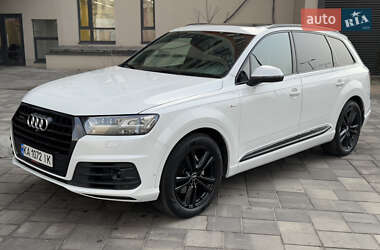 Позашляховик / Кросовер Audi Q7 2016 в Києві