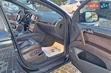 Внедорожник / Кроссовер Audi Q7 2011 в 