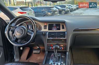 Внедорожник / Кроссовер Audi Q7 2011 в 