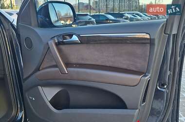 Внедорожник / Кроссовер Audi Q7 2011 в 