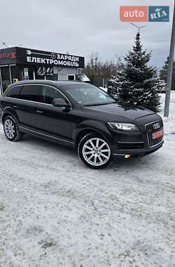 Внедорожник / Кроссовер Audi Q7 2012 в 