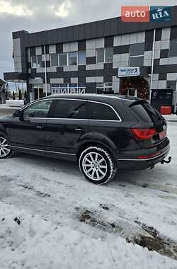 Внедорожник / Кроссовер Audi Q7 2012 в 