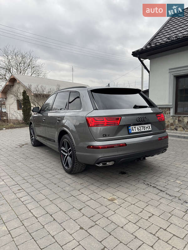Внедорожник / Кроссовер Audi Q7 2017 в Коломые