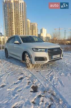 Внедорожник / Кроссовер Audi Q7 2018 в Киеве