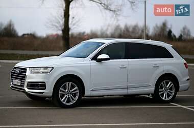 Внедорожник / Кроссовер Audi Q7 2017 в Луцке