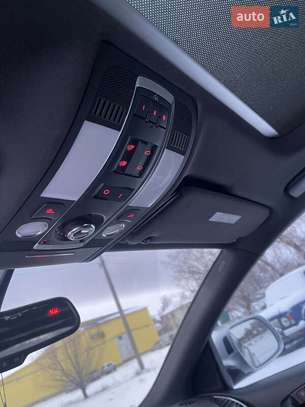 Внедорожник / Кроссовер Audi Q7 2013 в Харькове