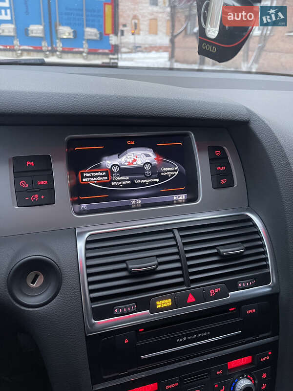 Внедорожник / Кроссовер Audi Q7 2013 в Харькове