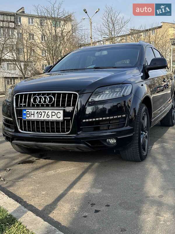 Внедорожник / Кроссовер Audi Q7 2012 в Одессе