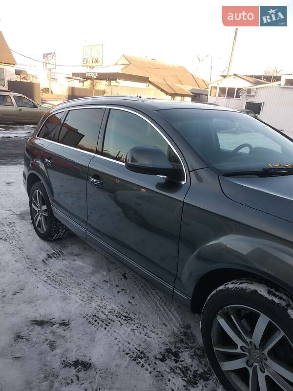 Внедорожник / Кроссовер Audi Q7 2014 в Черкассах