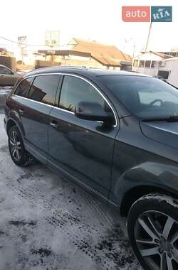 Внедорожник / Кроссовер Audi Q7 2014 в 