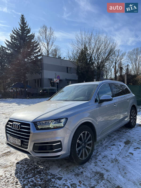 Позашляховик / Кросовер Audi Q7 2016 в Тернополі