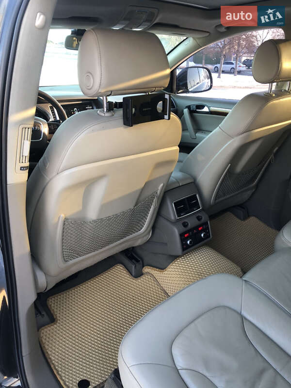 Позашляховик / Кросовер Audi Q7 2007 в Бучі