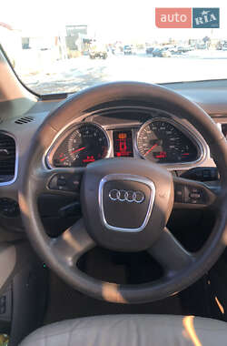 Позашляховик / Кросовер Audi Q7 2007 в 