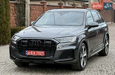 Внедорожник / Кроссовер Audi Q7 2020 в Ровно