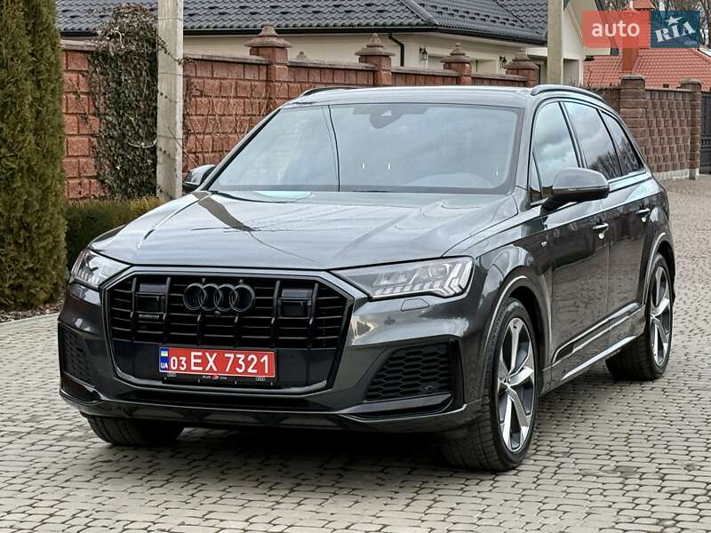 Внедорожник / Кроссовер Audi Q7 2020 в Ровно