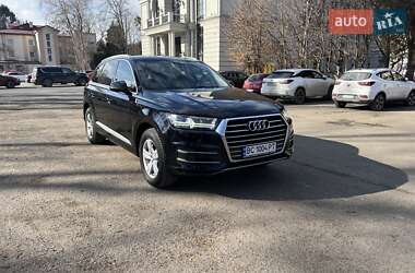 Внедорожник / Кроссовер Audi Q7 2019 в 