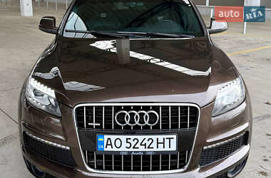 Позашляховик / Кросовер Audi Q7 2013 в Ужгороді