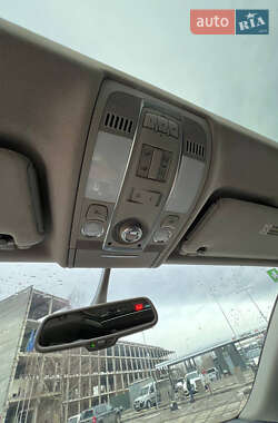 Внедорожник / Кроссовер Audi Q7 2014 в 