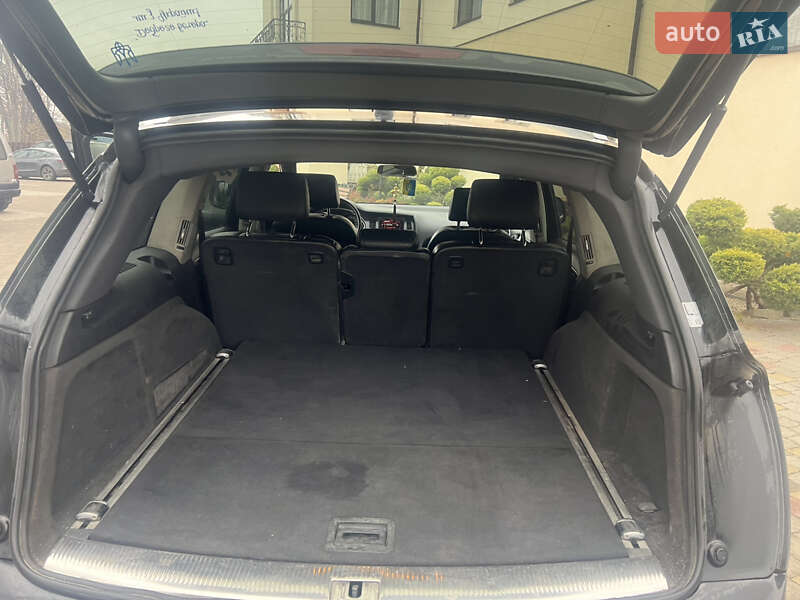 Позашляховик / Кросовер Audi Q7 2006 в Стрию
