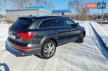 Внедорожник / Кроссовер Audi Q7 2013 в Ромнах