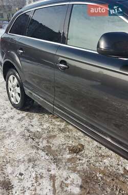 Внедорожник / Кроссовер Audi Q7 2014 в Павлограде