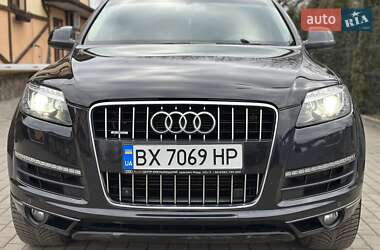 Внедорожник / Кроссовер Audi Q7 2014 в 
