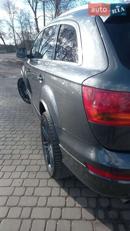 Позашляховик / Кросовер Audi Q7 2008 в Яворові