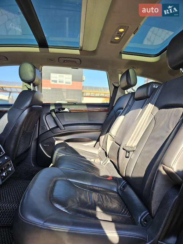Внедорожник / Кроссовер Audi Q7 2010 в Львове