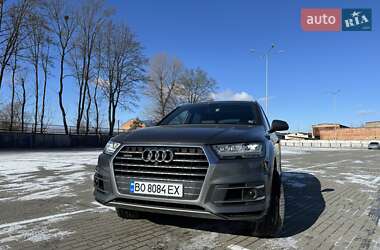 Внедорожник / Кроссовер Audi Q7 2017 в 