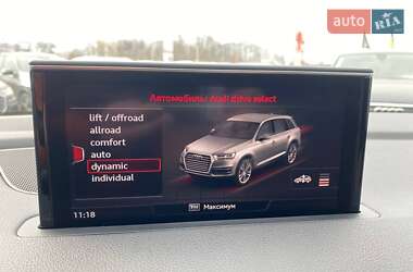 Внедорожник / Кроссовер Audi Q7 2016 в 