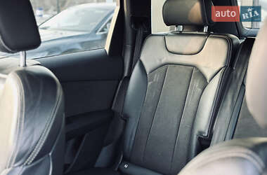 Внедорожник / Кроссовер Audi Q7 2017 в 