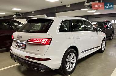 Внедорожник / Кроссовер Audi Q7 2025 в 