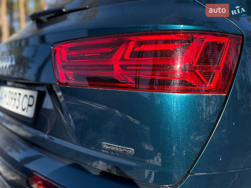 Позашляховик / Кросовер Audi Q7 2017 в Житомирі