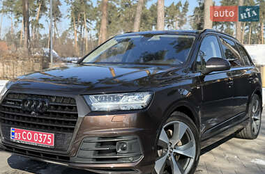 Позашляховик / Кросовер Audi Q7 2016 в Києві