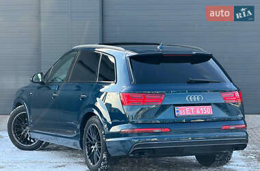 Внедорожник / Кроссовер Audi Q7 2019 в Ровно