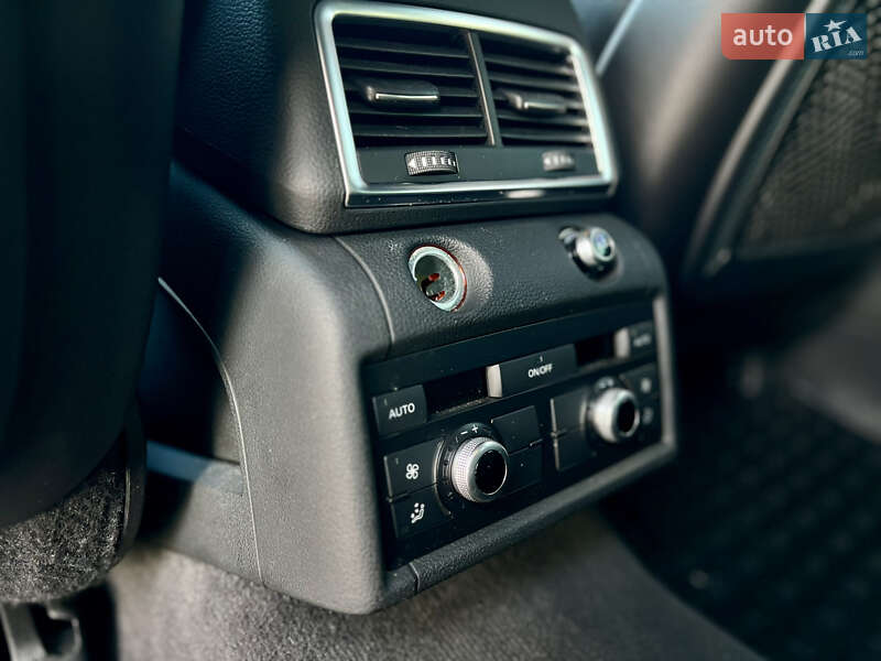 Внедорожник / Кроссовер Audi Q7 2012 в Полтаве