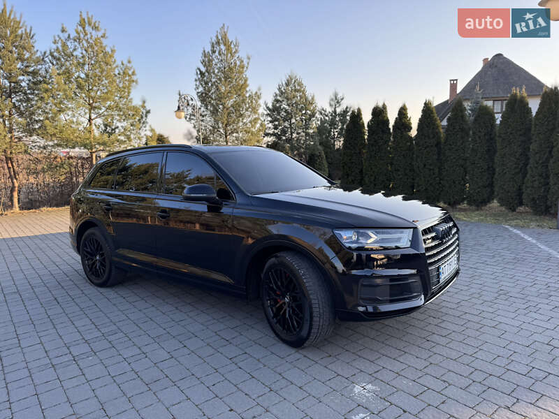 Внедорожник / Кроссовер Audi Q7 2018 в Ивано-Франковске