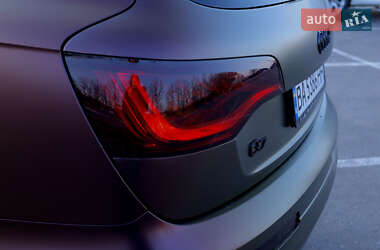 Внедорожник / Кроссовер Audi Q7 2012 в 