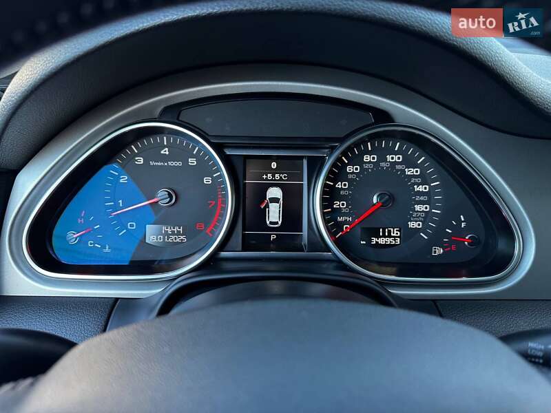 Позашляховик / Кросовер Audi Q7 2015 в Івано-Франківську